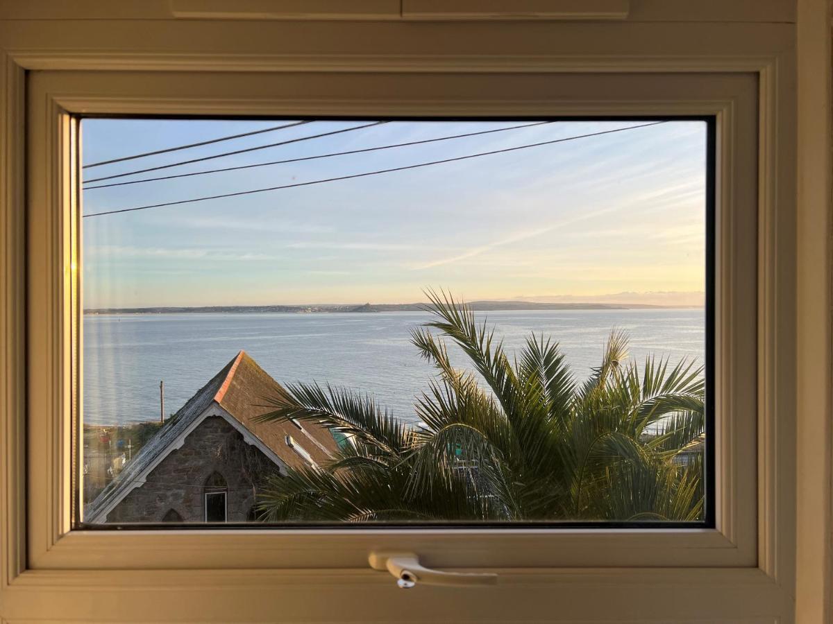 Lookout Cottage Penzance Bagian luar foto