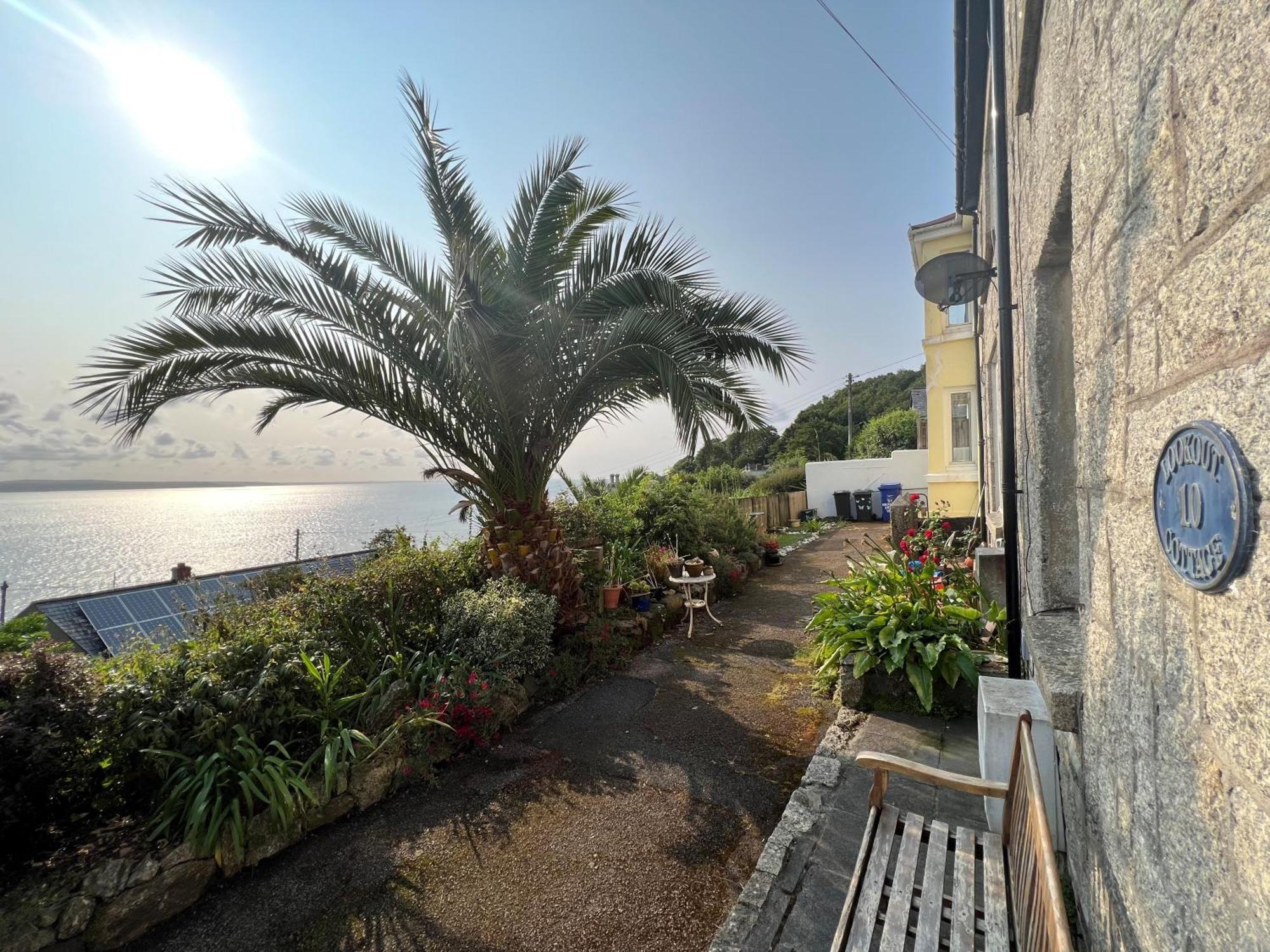 Lookout Cottage Penzance Bagian luar foto
